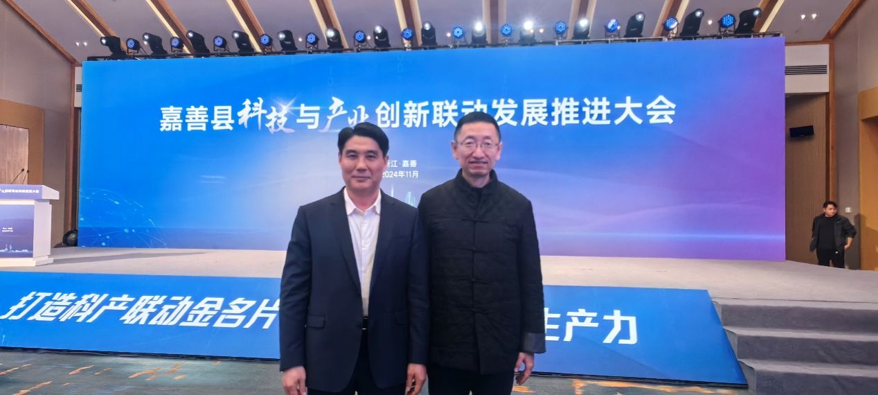 4CC68DE5990521C4F4246A375AB_FED68D85_16B72