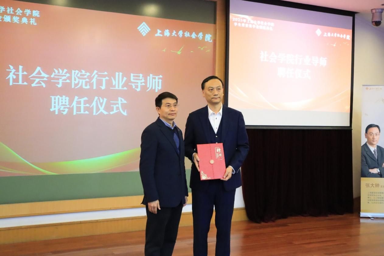 70F8BDBD16DE579FA0C96E31903_68F8C5E8_14358