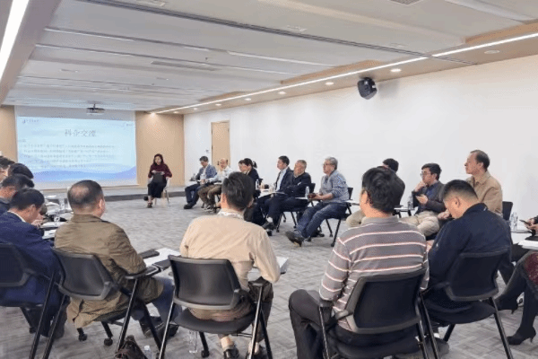 0180F432644661E21D10C02F064_22E8C25F_1E5AC