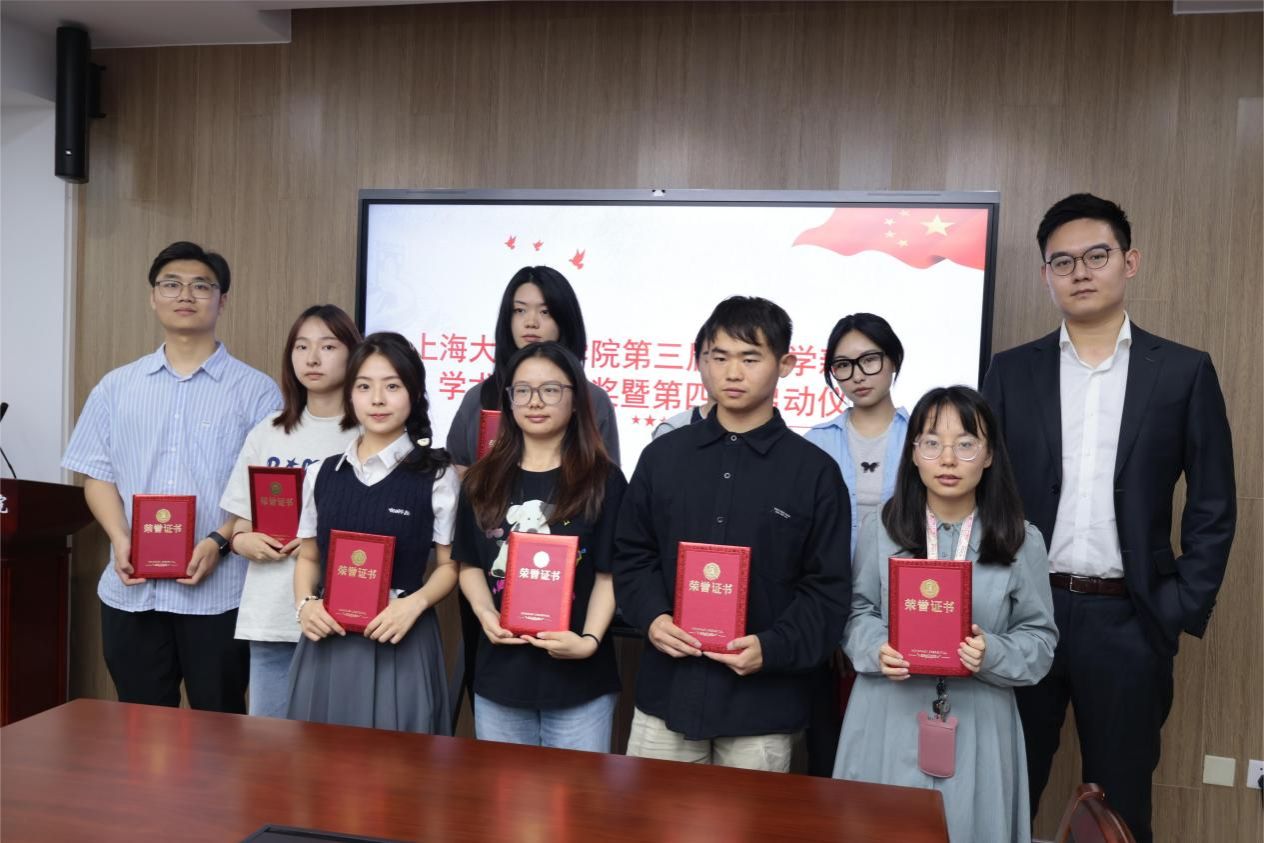 5A3F7D21236FBB3070BB7D7F68F_69013F22_1E200