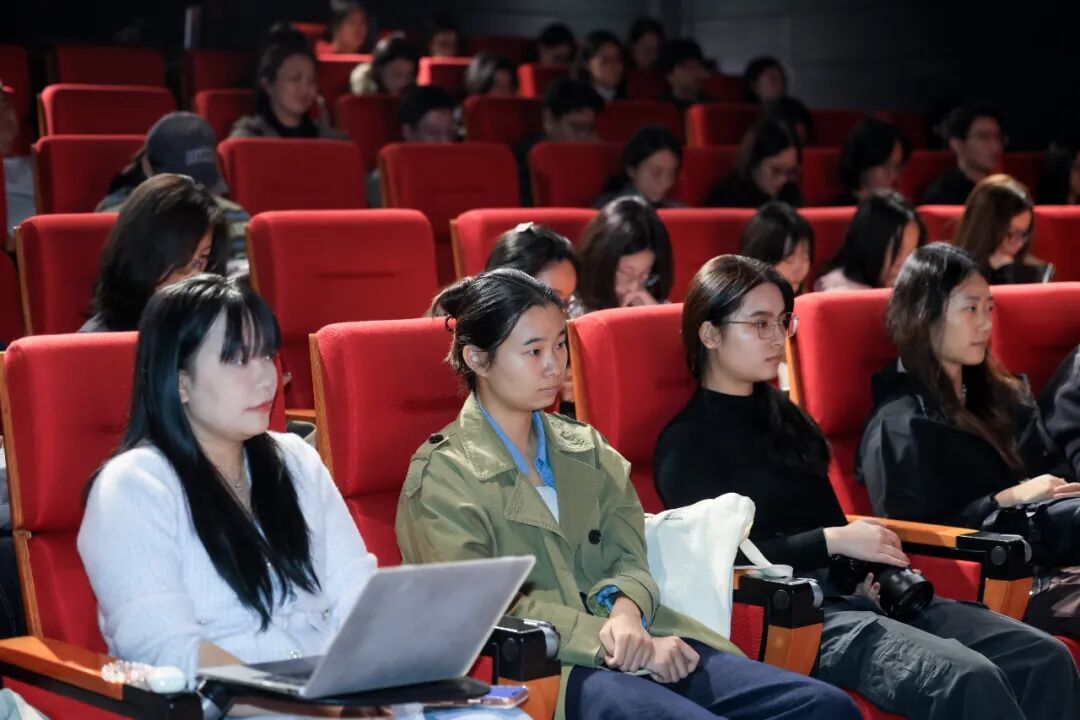 017DF3F9F6EC2BEDA3CF0FBFCB0_E7F0A70A_1783C