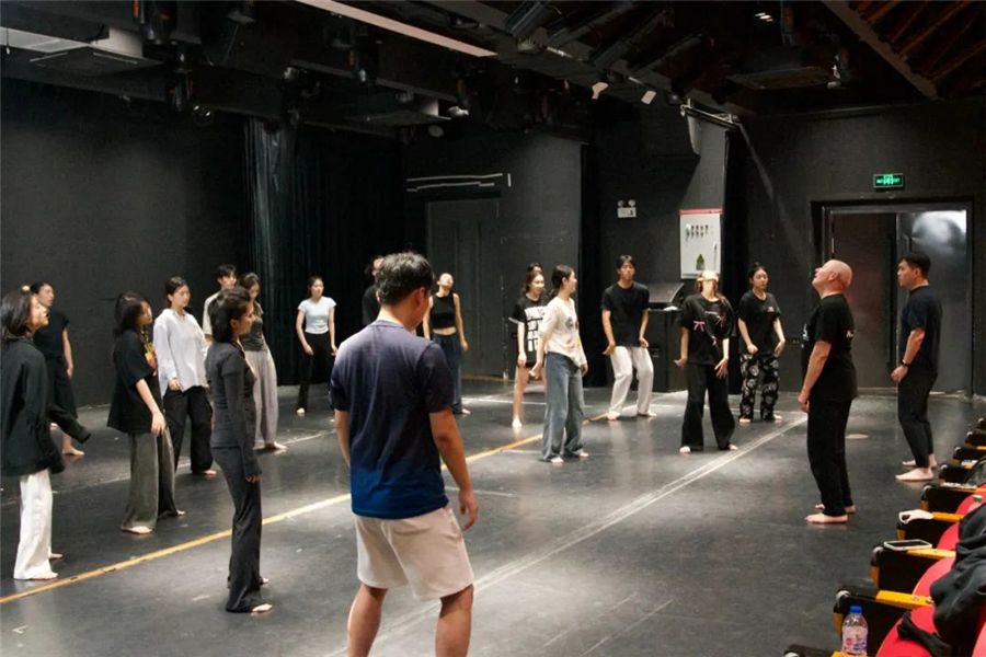 640 (1)_¸±±¾.jpg