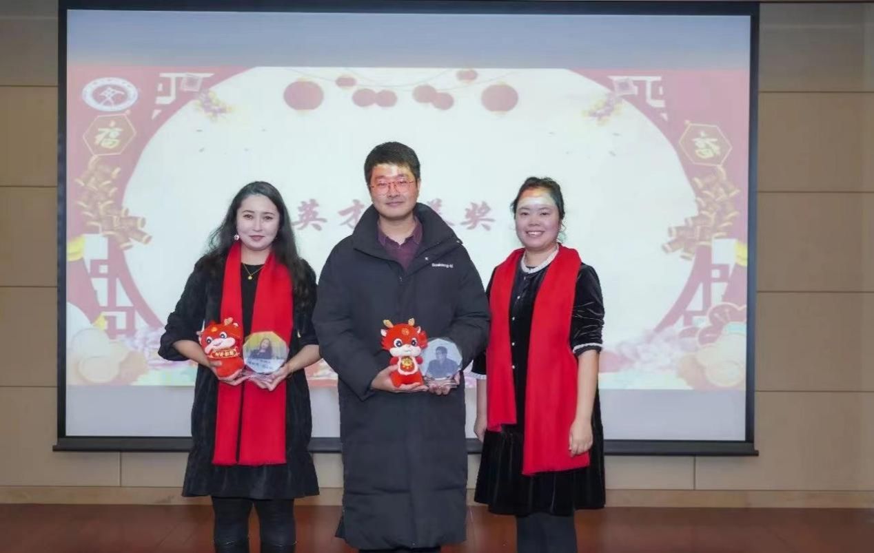 2DA322F225F66F8D0032E30445A_CA8AA58F_14443