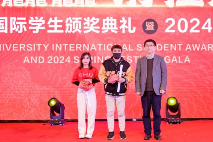 7EB8B9C760859C5124D018A1AEF_CE4B8B8C_F595 7EB8B9C760859C5124D018A1AEF_CE4B8B8C_F595