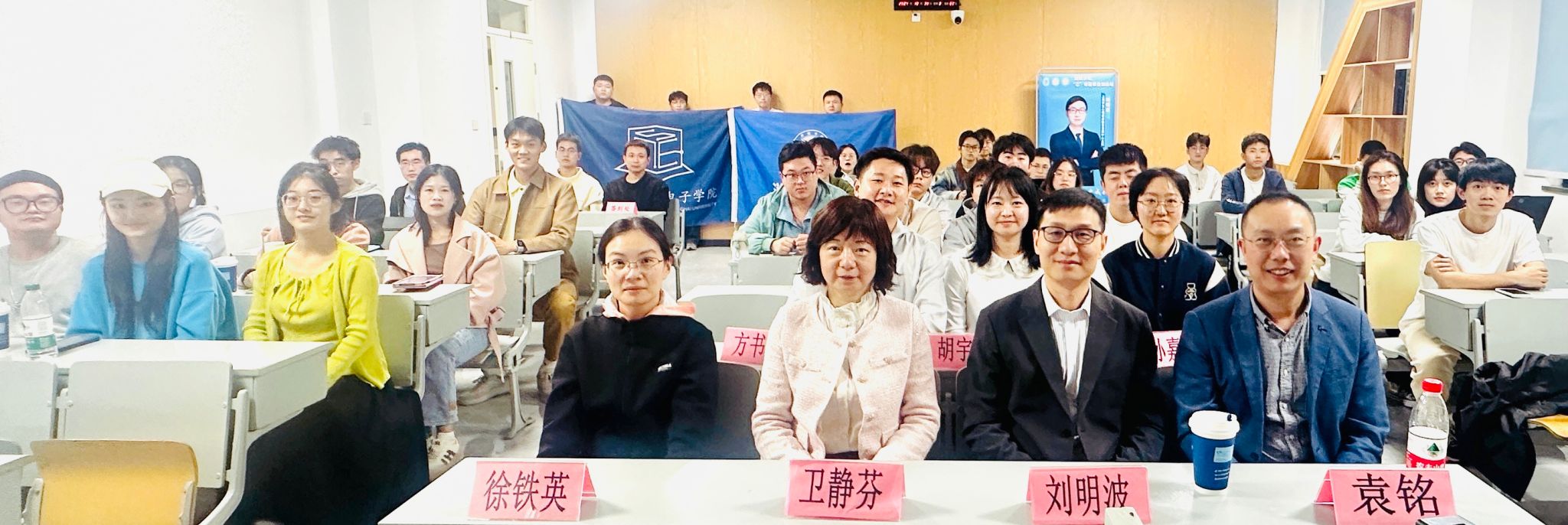 10877591E1E46F882C5405FA19F_6C433E24_3836F 10877591E1E46F882C5405FA19F_6C433E24_3836F