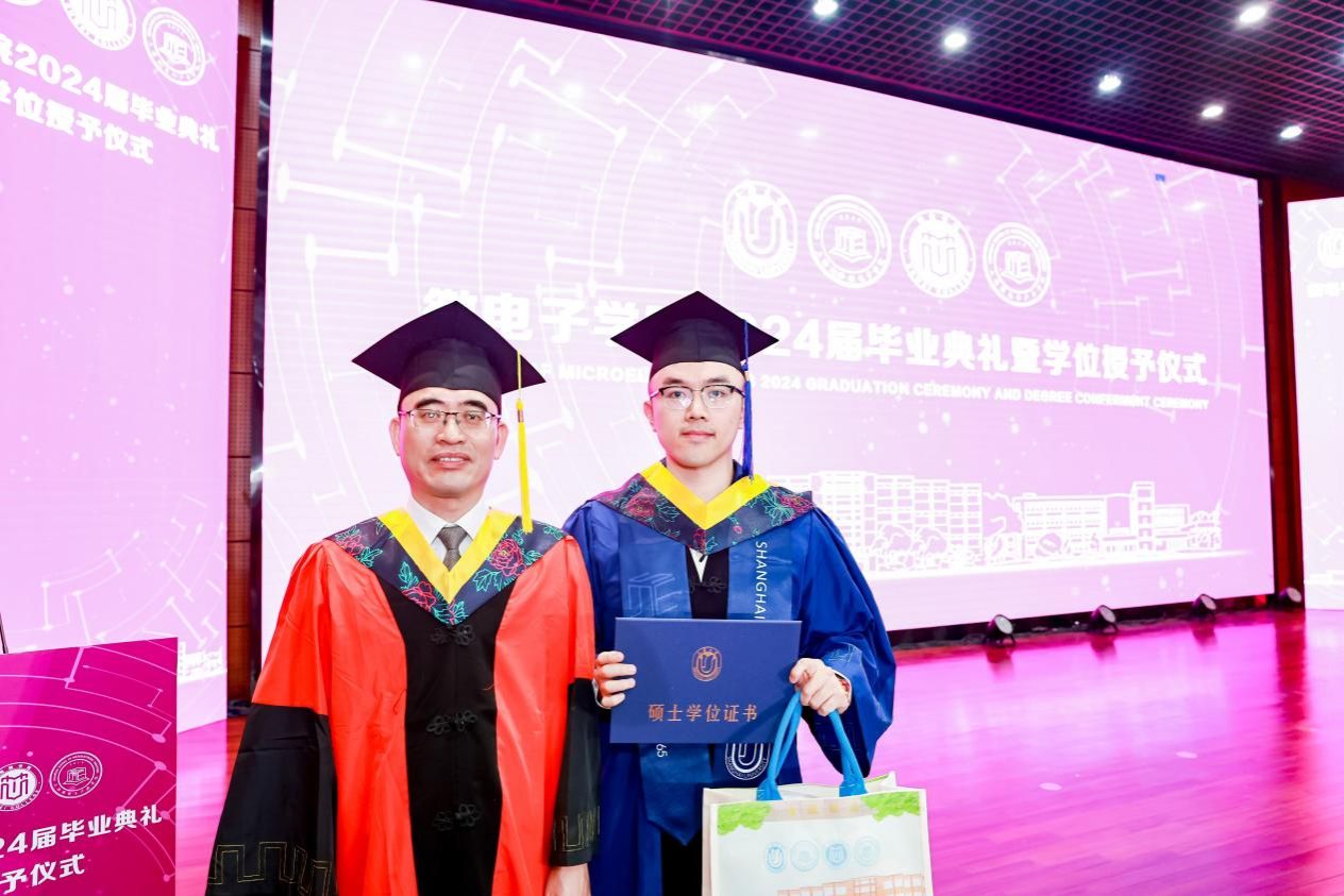 7BC47BC5549DF1AACBF8E81541F_71B5B0E0_21FA4