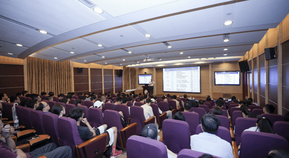 00833B018B9893D2CE19F127C57_09775148_4244C