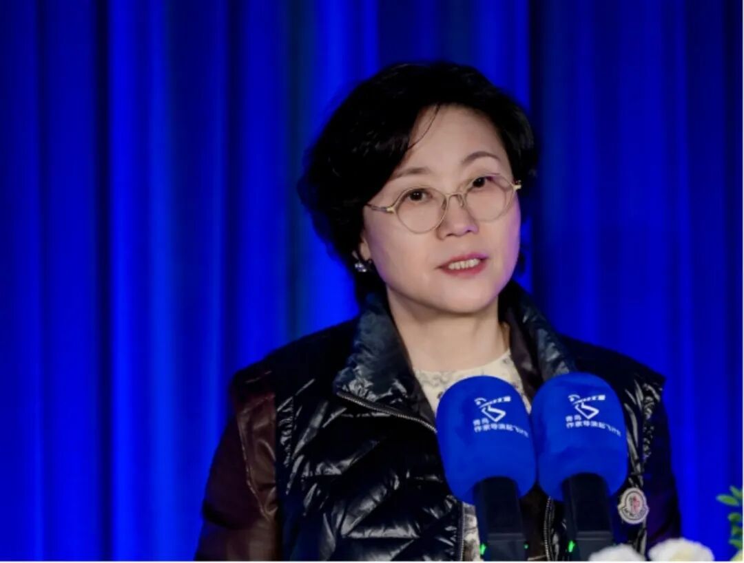 EBE205BFEB077692A1D50C69AD9_9B4ABA11_FAA2 EBE205BFEB077692A1D50C69AD9_9B4ABA11_FAA2